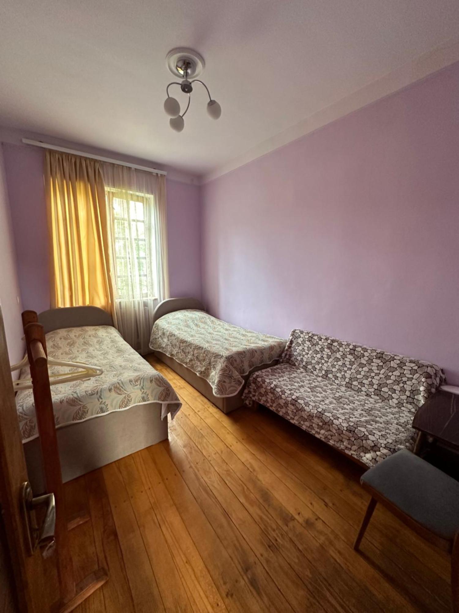 Areguni Guest House Dilijan Bagian luar foto